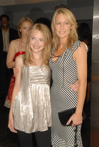 DakotaHounddogNYPremiere008.jpg