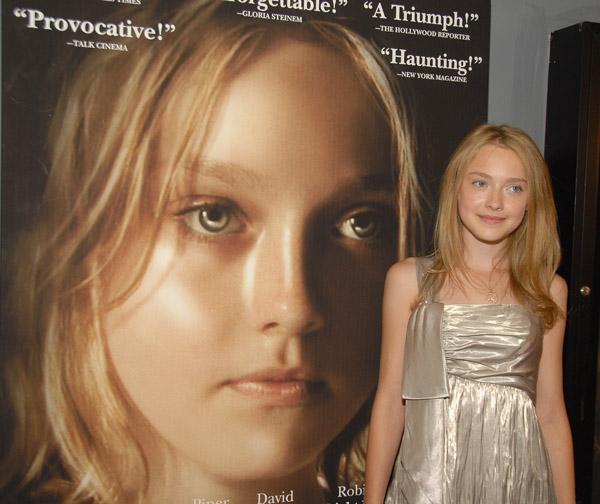 DakotaHounddogNYPremiere011.jpg