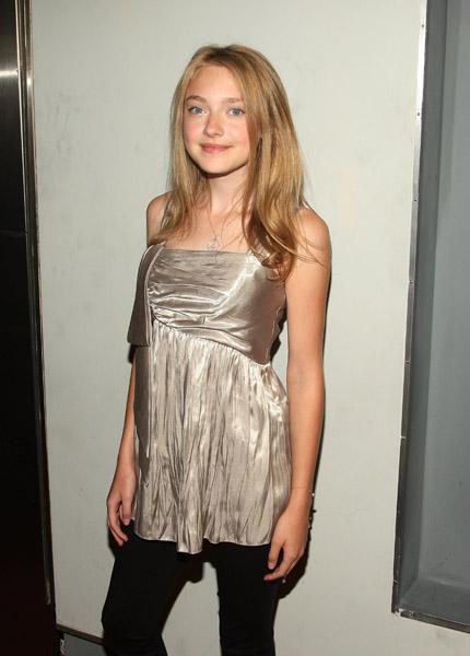 DakotaHounddogNYPremiere030.jpg