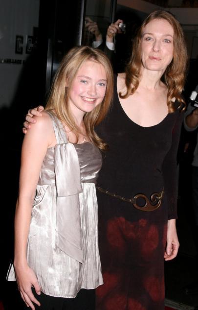 DakotaHounddogNYPremiere062.jpg