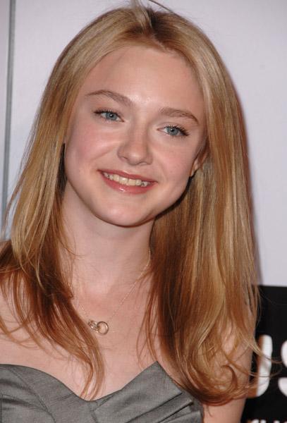 DakotaPushPremiere021.jpg