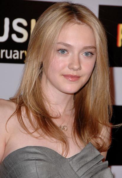 DakotaPushPremiere032.jpg
