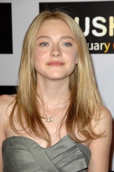 DakotaPushPremiere077.jpg