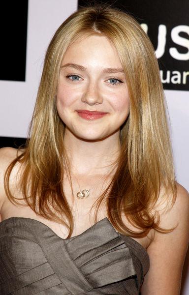 DakotaPushPremiere104.jpg