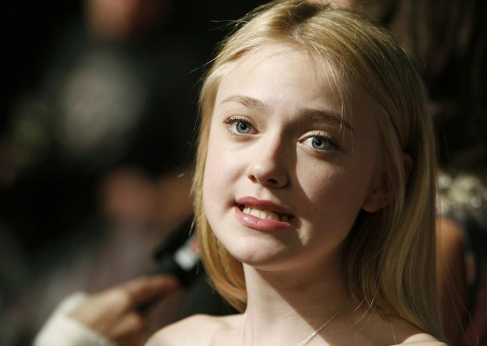 DakotaPushPremiere131.jpg