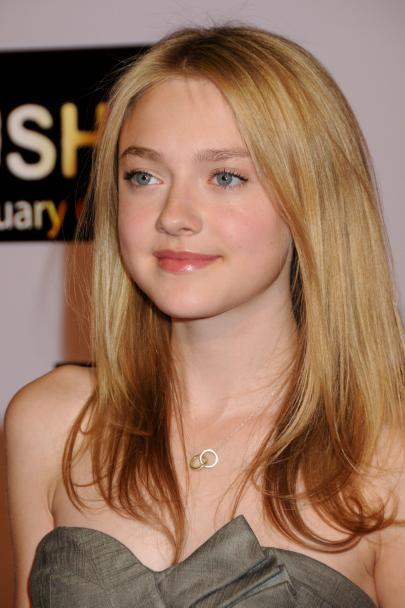 DakotaPushPremiere155.jpg