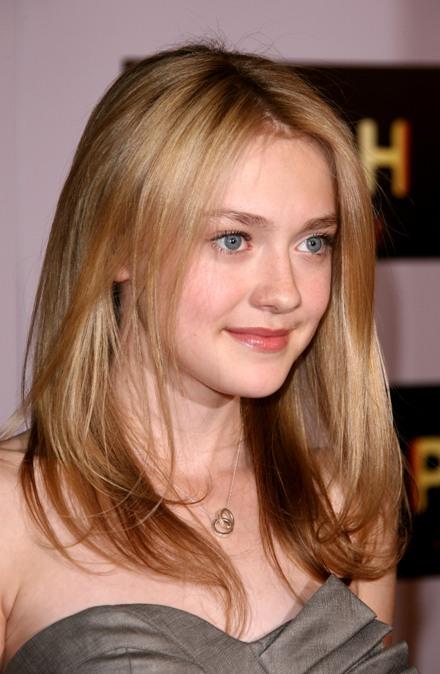 DakotaPushPremiere170.jpg