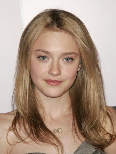 DakotaPushPremiere212.jpg