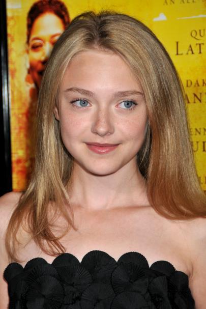 DakotaTSLOBLAPremiere146.jpg