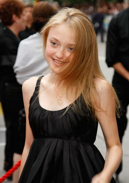 DakotaTSLOBTorontoPremiere023.jpg