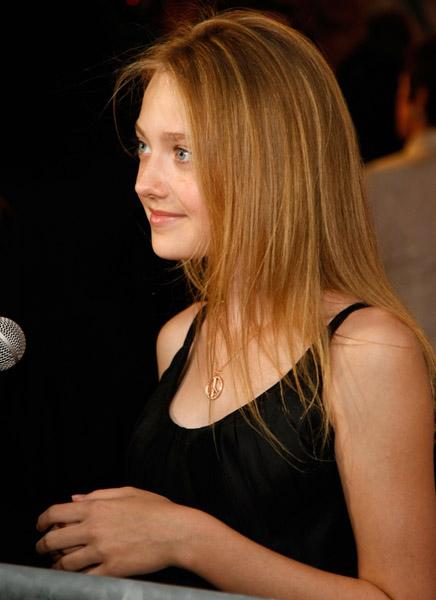 DakotaTSLOBTorontoPremiere024.jpg