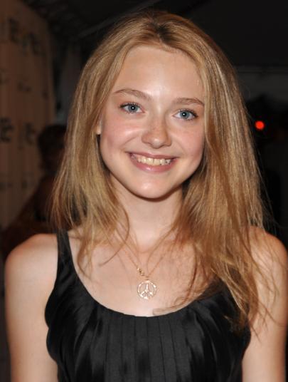 DakotaTSLOBTorontoPremiere054.jpg