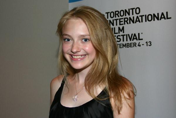 DakotaTSLOBTorontoPremiere079.jpg