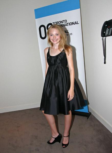 DakotaTSLOBTorontoPremiere080.jpg