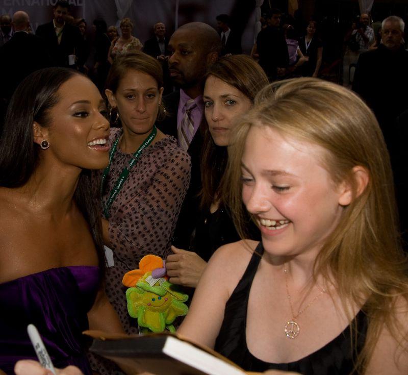 DakotaTSLOBTorontoPremiere081.jpg