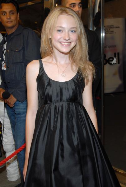 DakotaTSLOBTorontoPremiere094.jpg