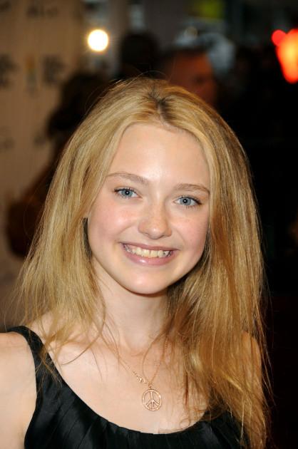 DakotaTSLOBTorontoPremiere105.jpg