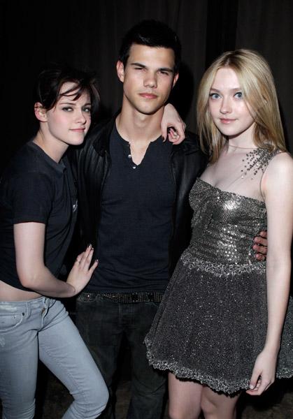 TheRunawaysLAPremiereAfterParty11march2010022.jpg
