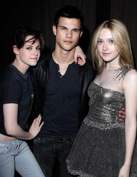 TheRunawaysLAPremiereAfterParty11march2010029.jpg