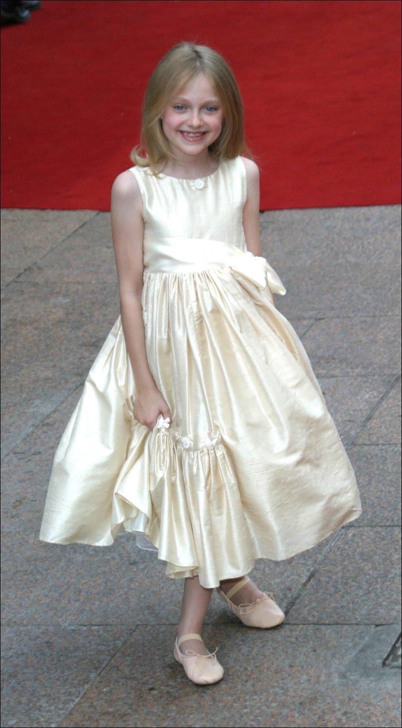 DakotaWOTWUKPremiere163.jpg