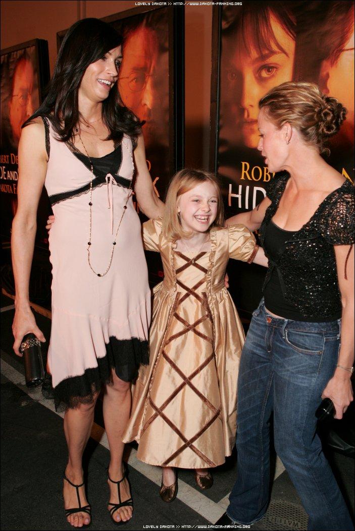 DakotaHASPremiere183.jpg