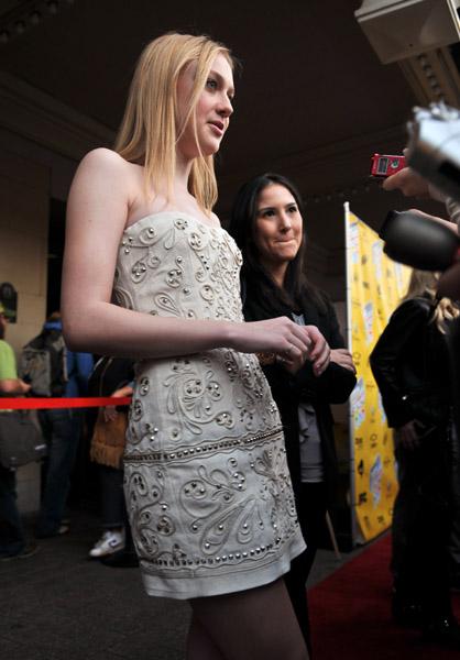 lovely-dakota-runaways-sxsw-2010-03-18-09.jpg