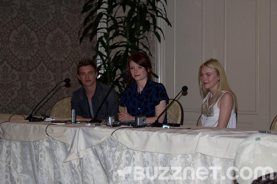 lovely-dakota-eclipse-conference-2010-06-12-02.jpg