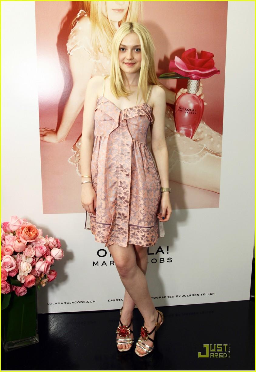 lovely-dakota-event-2011-09-14-02.jpg