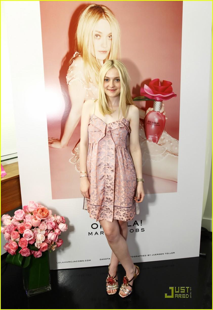lovely-dakota-event-2011-09-14-03.jpg