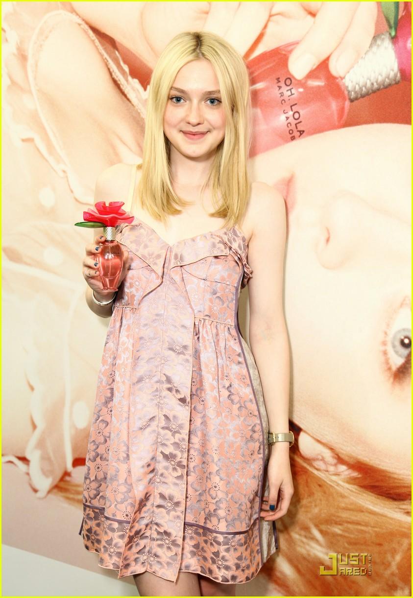 lovely-dakota-event-2011-09-14-07.jpg