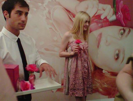 lovely-dakota-event-2011-09-14-14.jpg