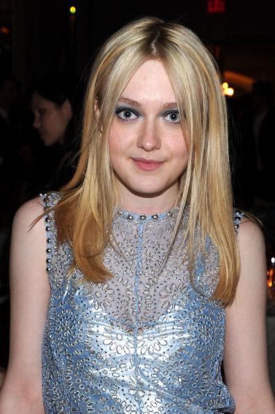 lovely-dakota-event-2012-02-13-05.jpg