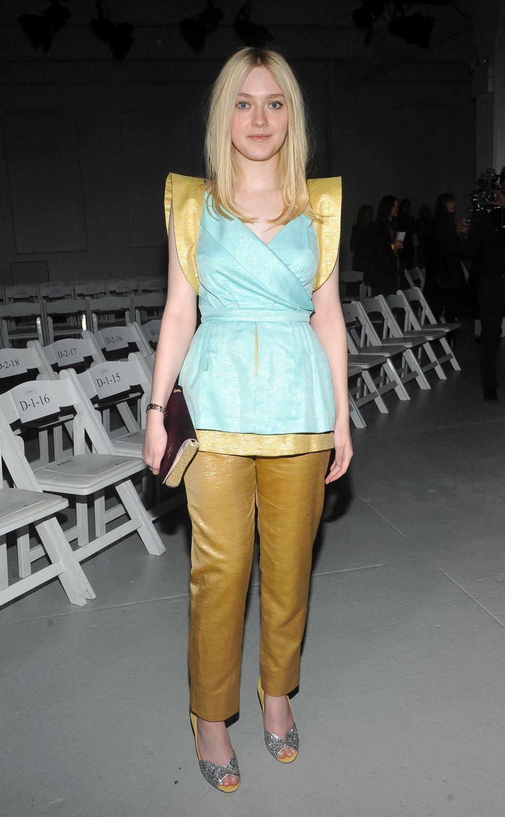 lovely-dakota-event-2012-02-14-01.jpg