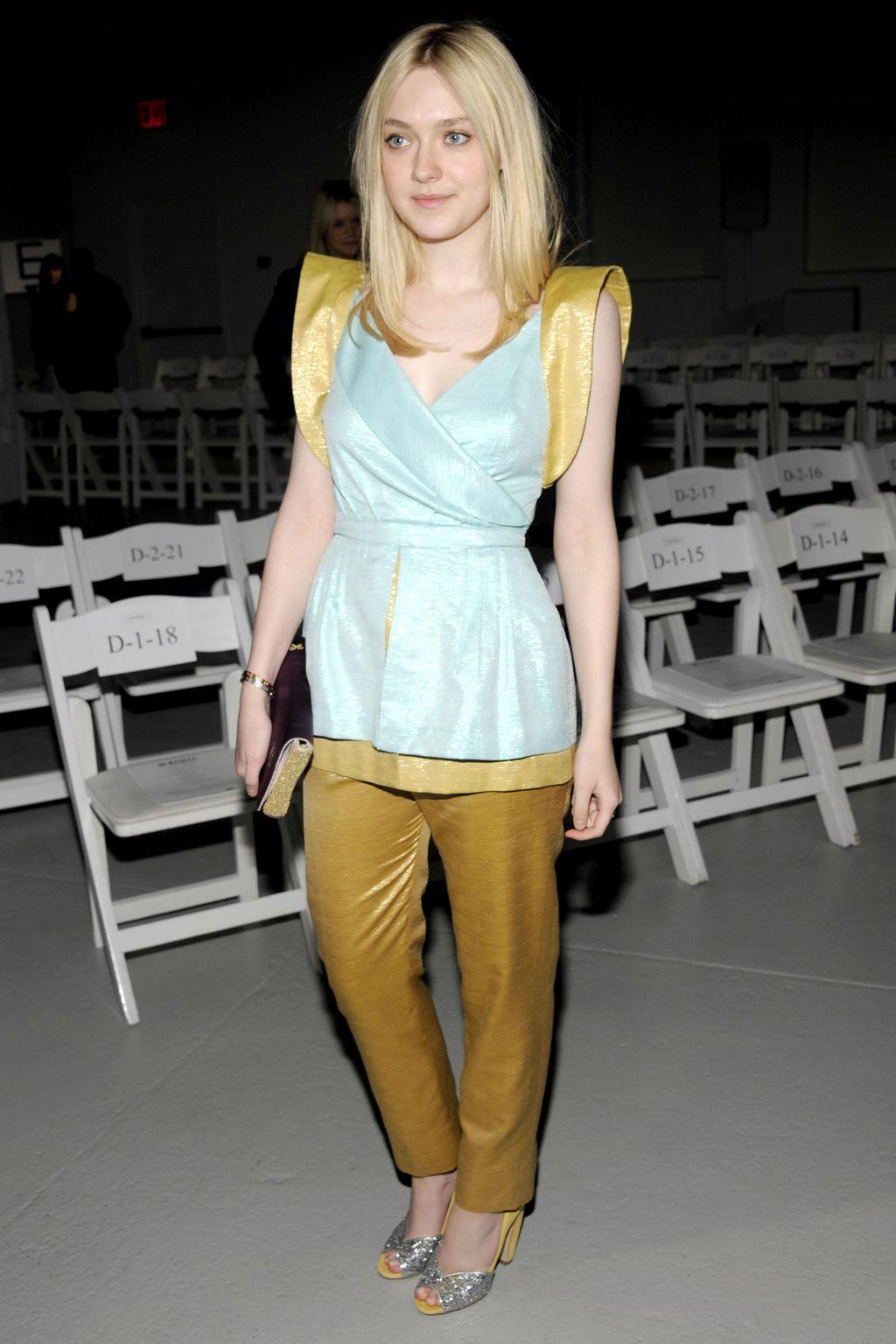 lovely-dakota-event-2012-02-14-03.jpg