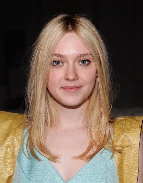 lovely-dakota-event-2012-02-14-17.jpg