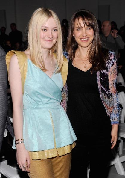 lovely-dakota-event-2012-02-14-21.jpg
