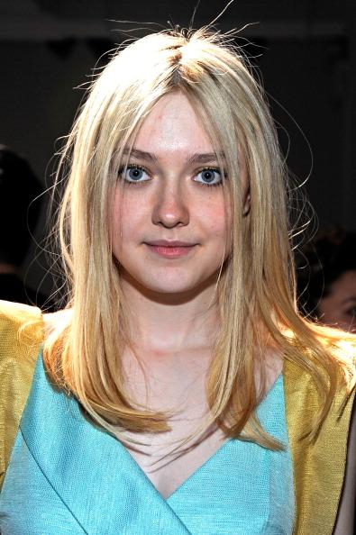 lovely-dakota-event-2012-02-14-32.jpg