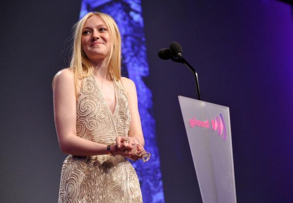 lovely-dakota-event-2012-03-24-38.jpg
