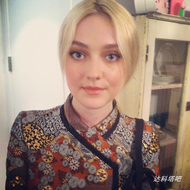 lovely-dakota-event-2012-06-04-066.jpg