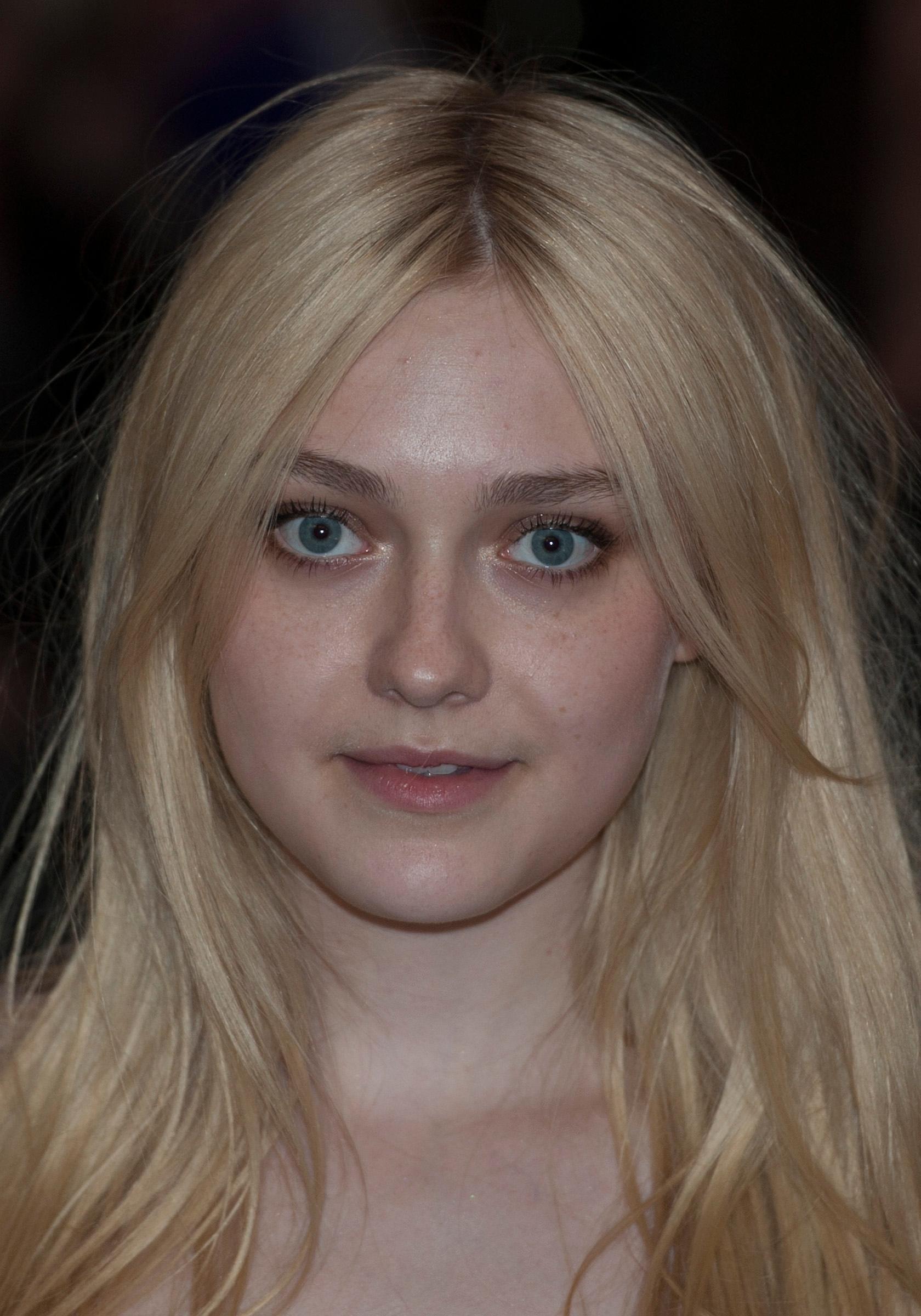 HQ
