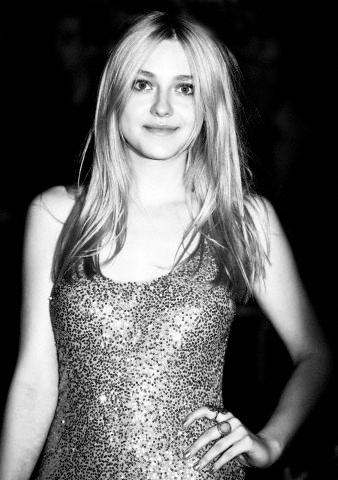 lovely-dakota-event-2012-09-13-142.jpg