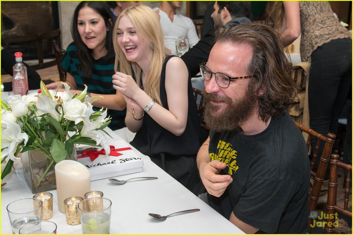 lovely-dakota-event-2013-01-21-02.jpg