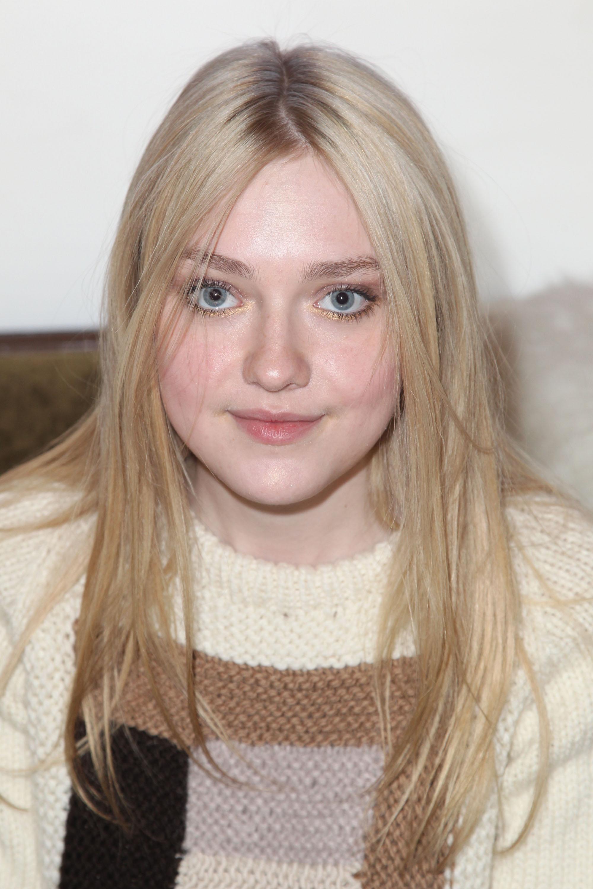 HQ
