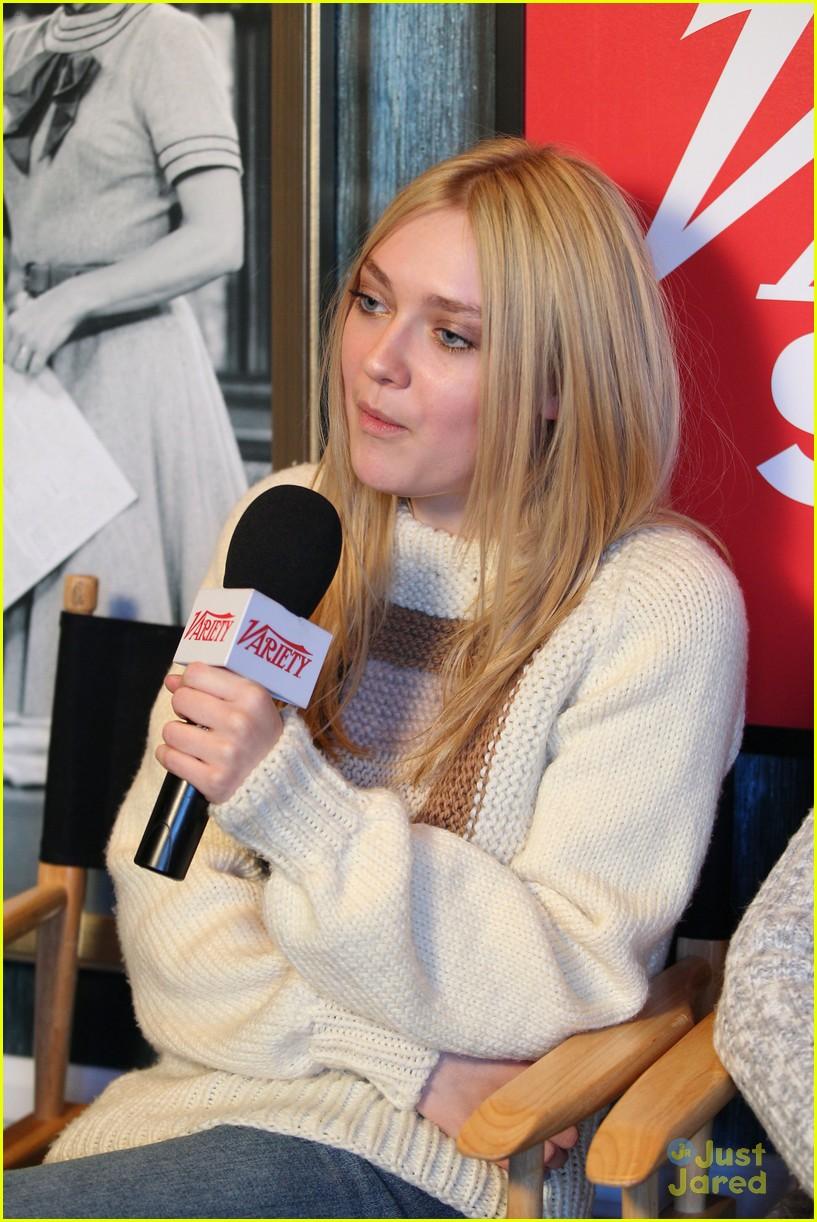 lovely-dakota-event-2013-01-22-06.jpg