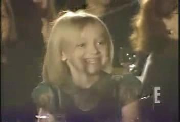 lovely-dakota-broadcast-film-critics-awards-2002-01-22-021.jpg