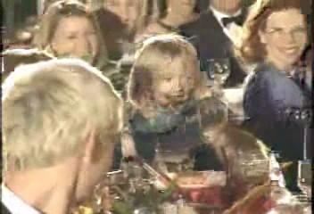 lovely-dakota-broadcast-film-critics-awards-2002-01-22-037.jpg