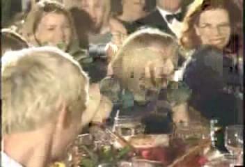 lovely-dakota-broadcast-film-critics-awards-2002-01-22-038.jpg