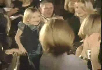lovely-dakota-broadcast-film-critics-awards-2002-01-22-049.jpg