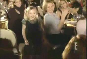 lovely-dakota-broadcast-film-critics-awards-2002-01-22-052.jpg