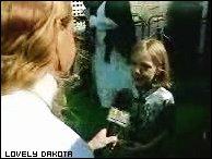 lovely-dakota-spirit-premiere-2002-05-19-25.jpg